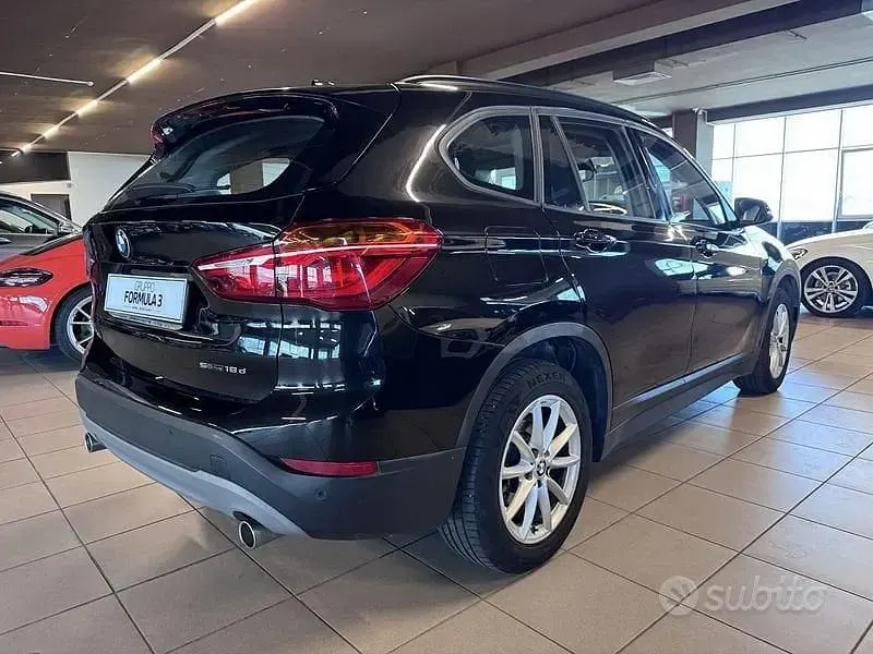 Usata BMW X1 150 CV (110 kW) 2019 Nero SUV