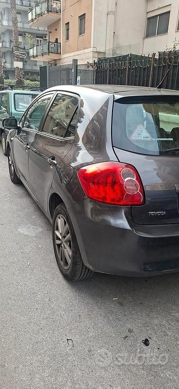 Usata Toyota Auris 2009 Grigio Utilitaria