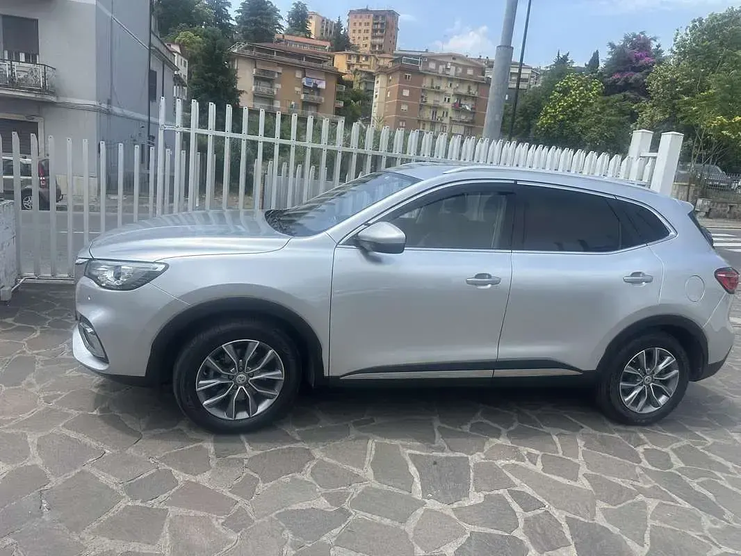 Usata MG HS Comfort 162 CV (119 kW) 2023 SUV
