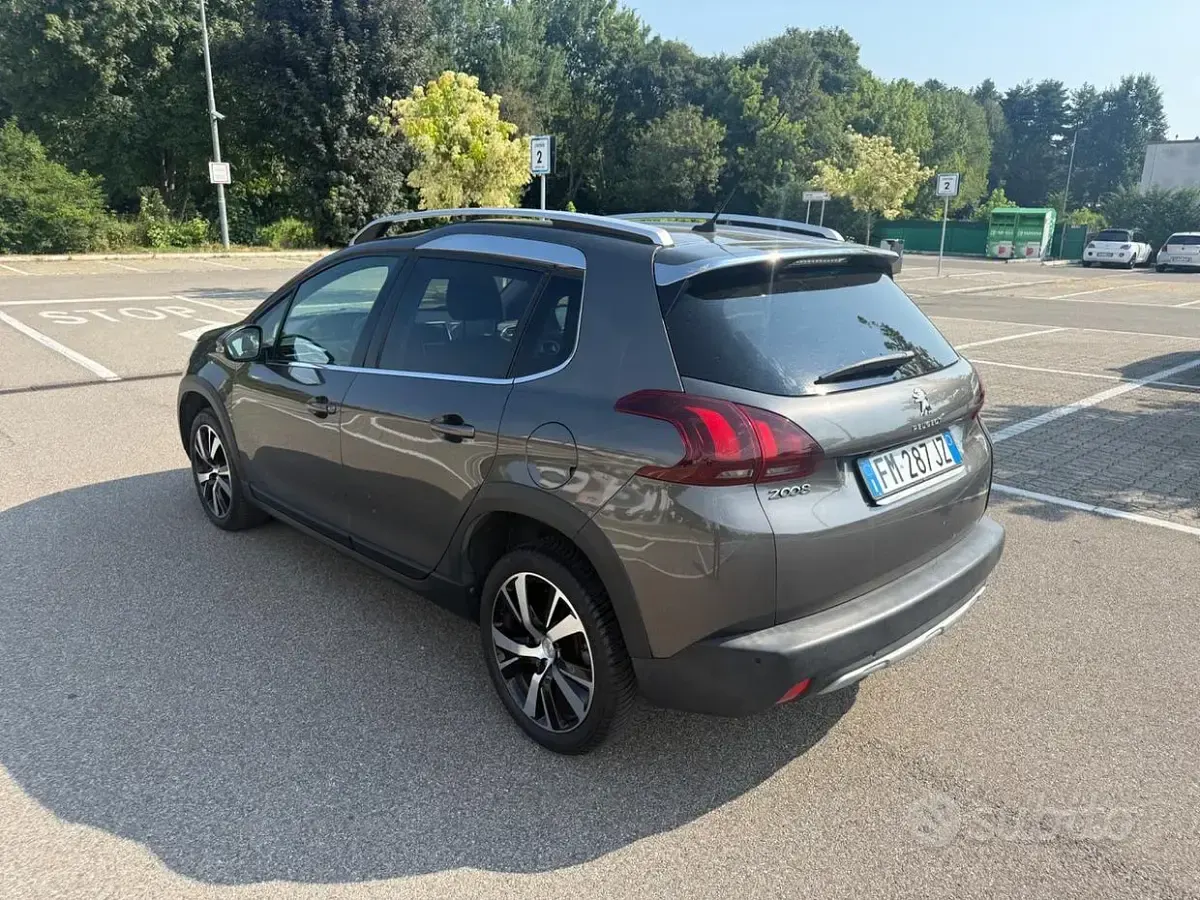 Usata Peugeot 2008 S 110 CV (80 kW) 2017 Grigio SUV
