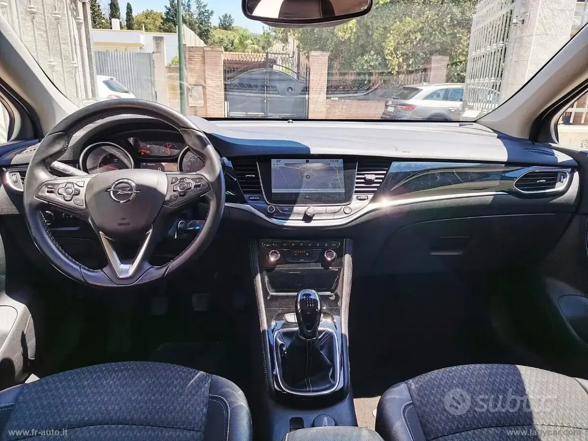Usata Opel Astra Innovation 110 CV (80 kW) 2016 Berlina
