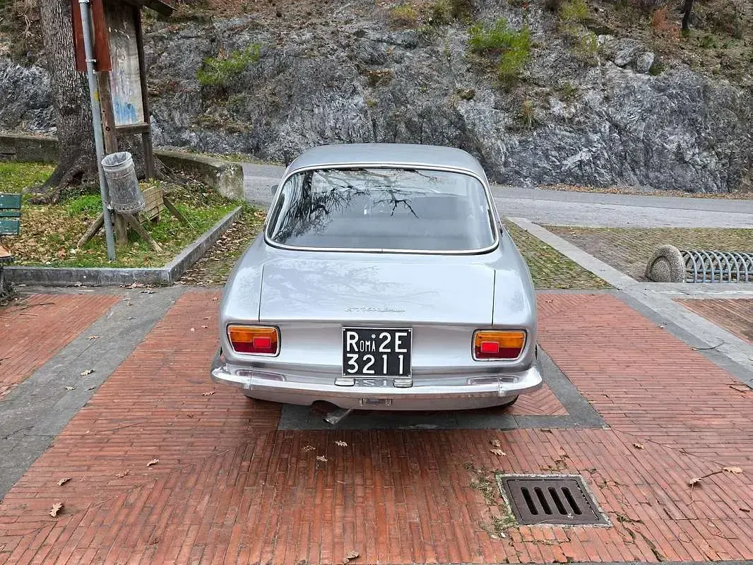 Usata Alfa Romeo GT 109 CV (80 kW) 1973 Argento Coupé