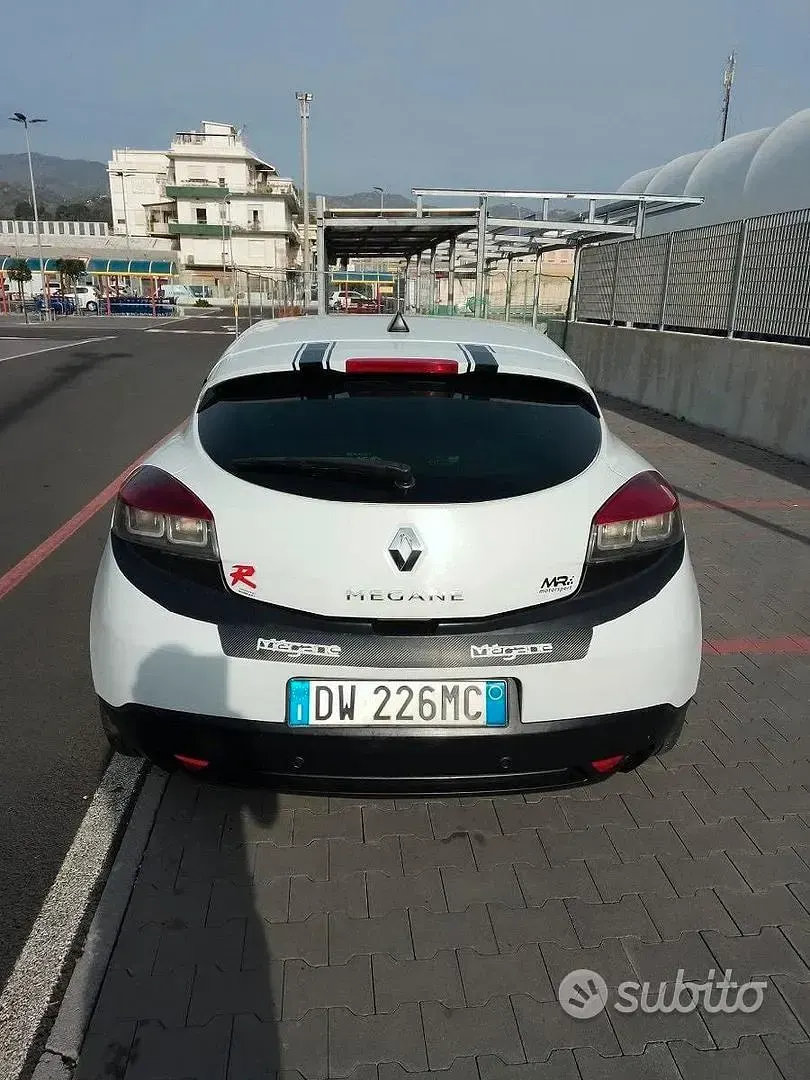 Usata Renault Mégane 110 CV (80 kW) 2009 Coupé