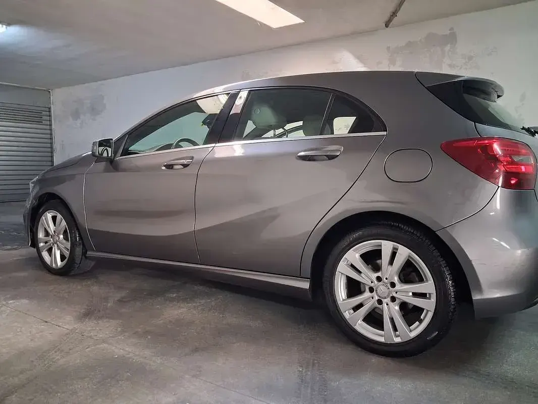 Usata Mercedes A180 Premium 109 CV (80 kW) 2016 Berlina