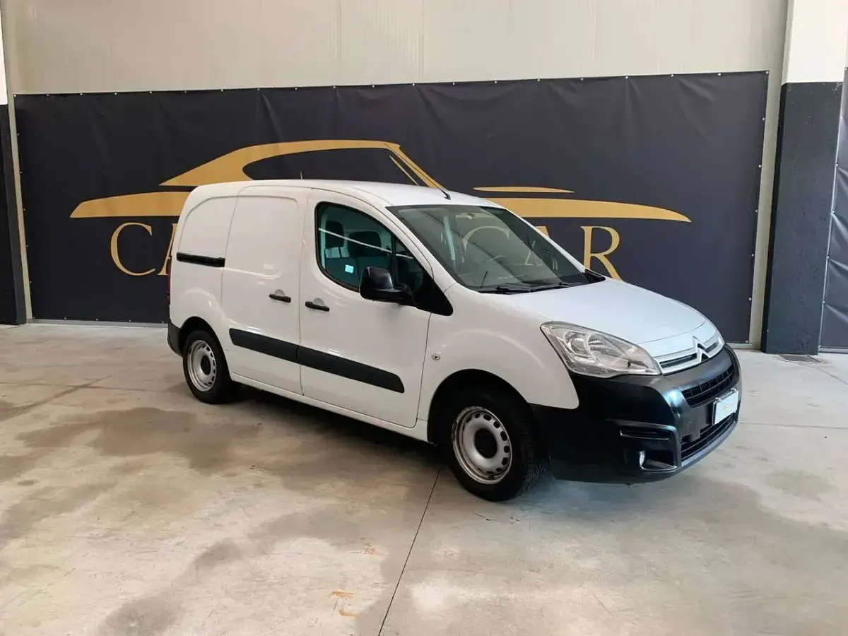 Usata Citroën Berlingo 99 CV (72 kW) 2018 Bianco Monovolume