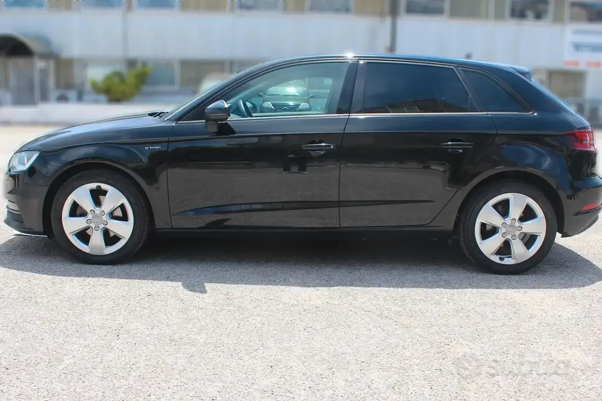 Usata Audi A3 Ambition 110 CV (80 kW) 2014 Nero Berlina