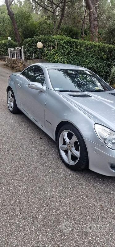 Usata Mercedes SLK200 2007 Grigio Cabrio