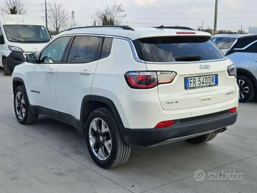 Usata Jeep Compass Limited 140 CV (102 kW) 2018 Bianco SUV