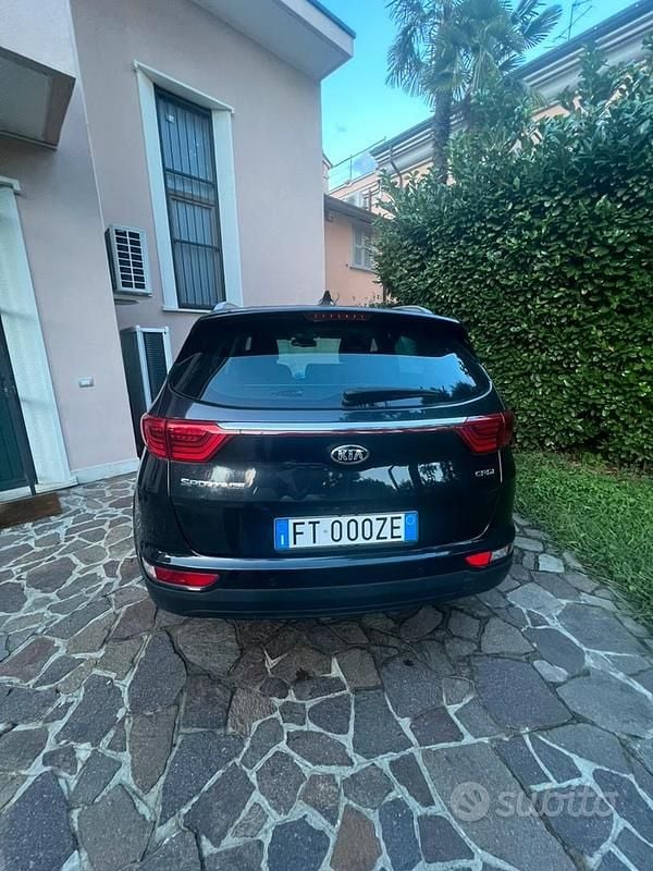 Usata Kia Sportage 115 CV (84 kW) 2018 Nero SUV