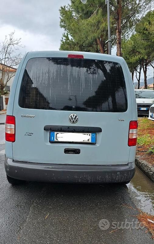Usata VW Caddy 105 CV (77 kW) 2006 Grigio Monovolume