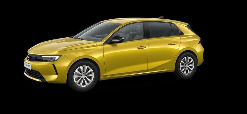 Usata Opel Astra Edition 145 CV (106 kW) 2023 Giallo / metallizzato Berlina