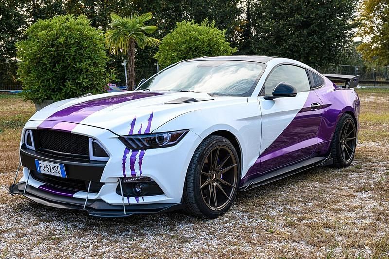 Usata Ford Mustang 317 CV (233 kW) 2016 Bianco Coupé