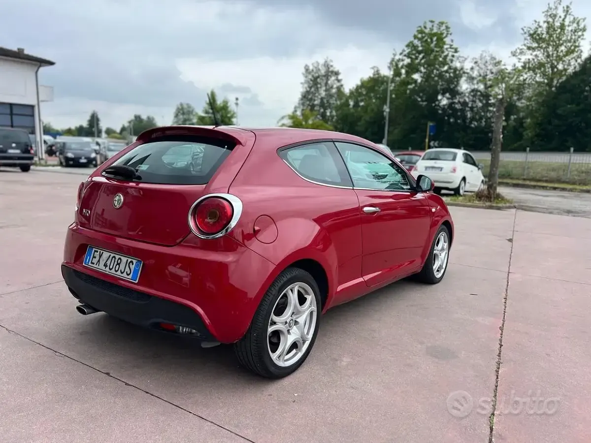 Usata Alfa Romeo MiTo Progression 105 CV (77 kW) 2011 Rosso Utilitaria
