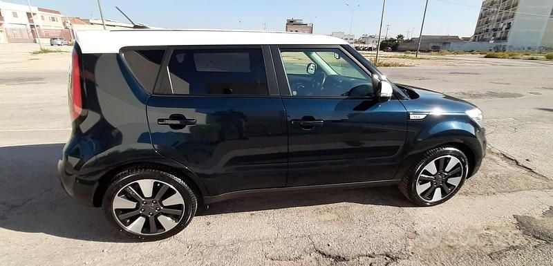 Usata Kia Soul 136 CV (100 kW) 2016 Blu SUV