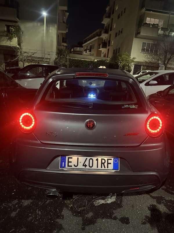 Usata Alfa Romeo MiTo Progression 95 CV (69 kW) 2011 Utilitaria
