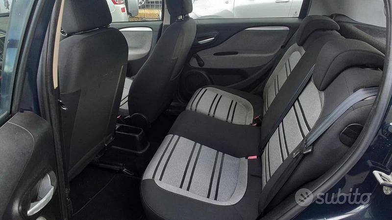 Usata Fiat Punto Evo Active 75 CV (55 kW) 2010 Blu Utilitaria