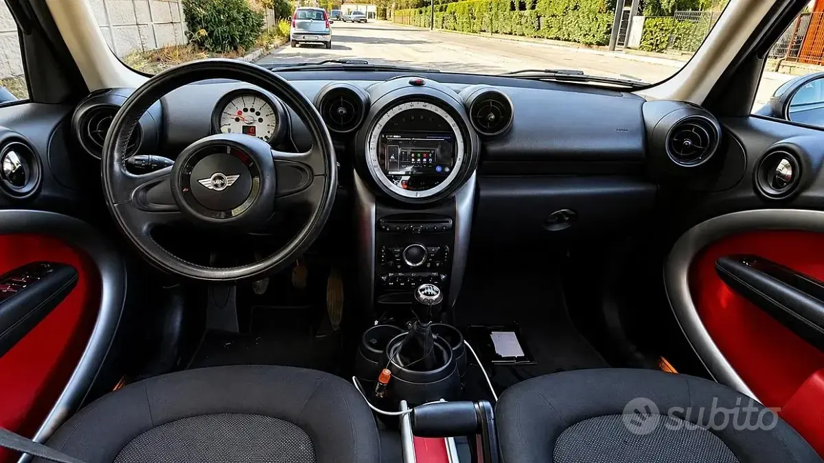 Usata Mini Cooper D Countryman 116 CV (85 kW) 2017 Nero SUV