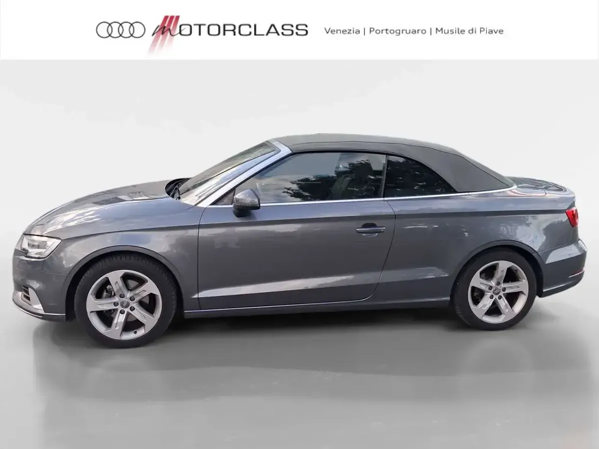 Usata Audi A3 Cabriolet Sport 116 CV (85 kW) 2018 Grigio Cabrio