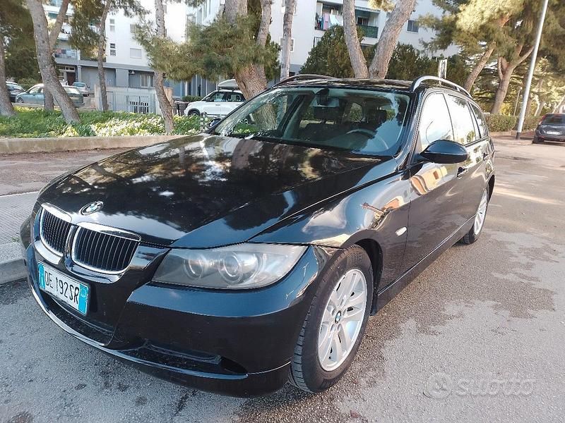 Nero Usata 2007 BMW 320 Station wagon | 1600 € (Super prezzo) - Immagine 1/4