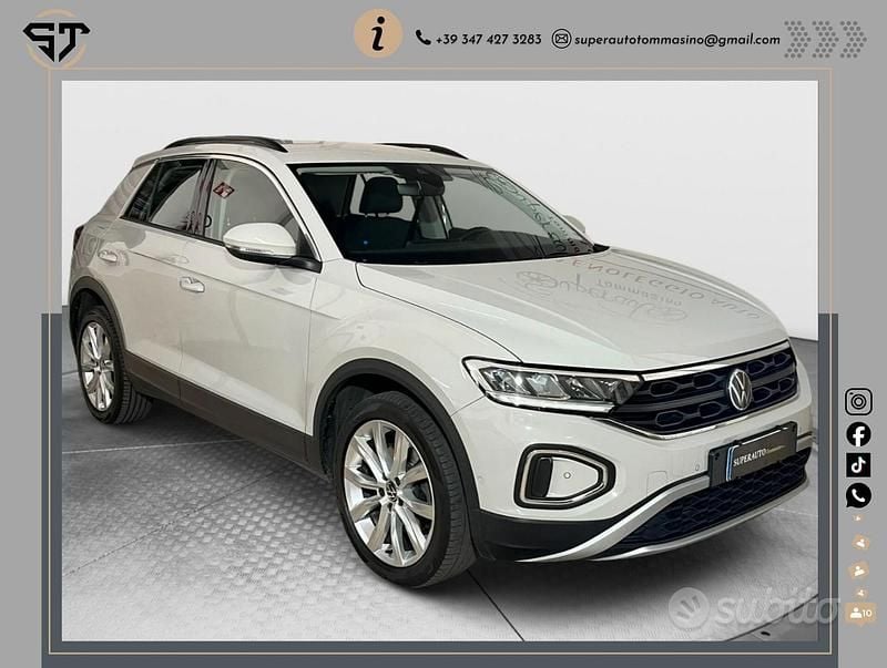 Usata VW T-Roc R-line 150 CV (110 kW) 2022 Bianco SUV