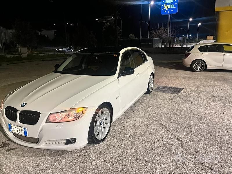 Usata BMW 320 184 CV (135 kW) 2011 Bianco Berlina