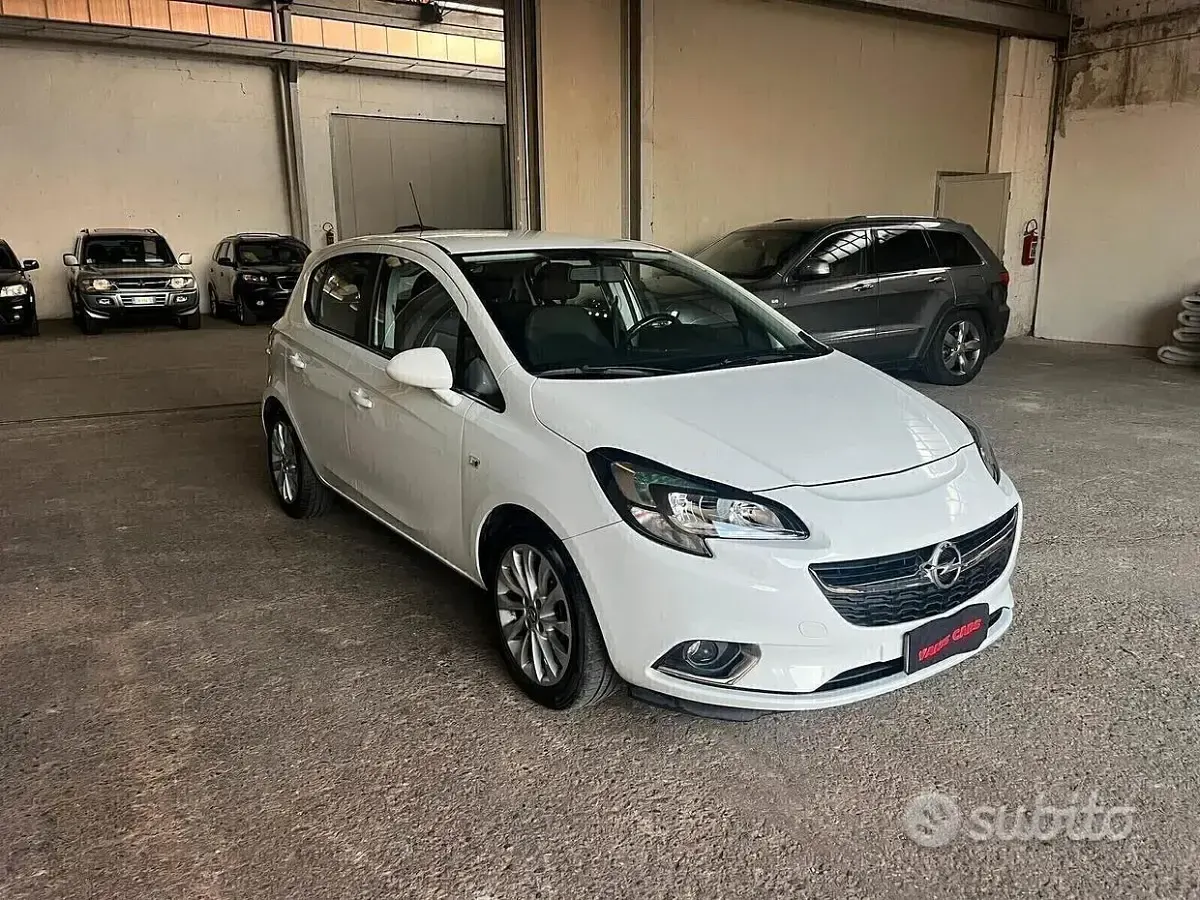 Usata Opel Corsa Edition 95 CV (69 kW) 2018 Bianco Utilitaria