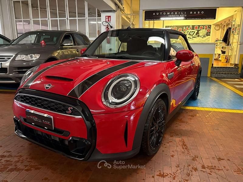 Usata Mini Cooper S Cabriolet Essential 178 CV (130 kW) 2023 Rosso Cabrio