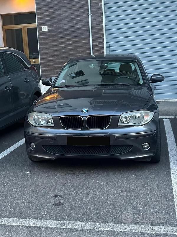 Usata BMW 116 116 CV (85 kW) 2007 Grigio Utilitaria