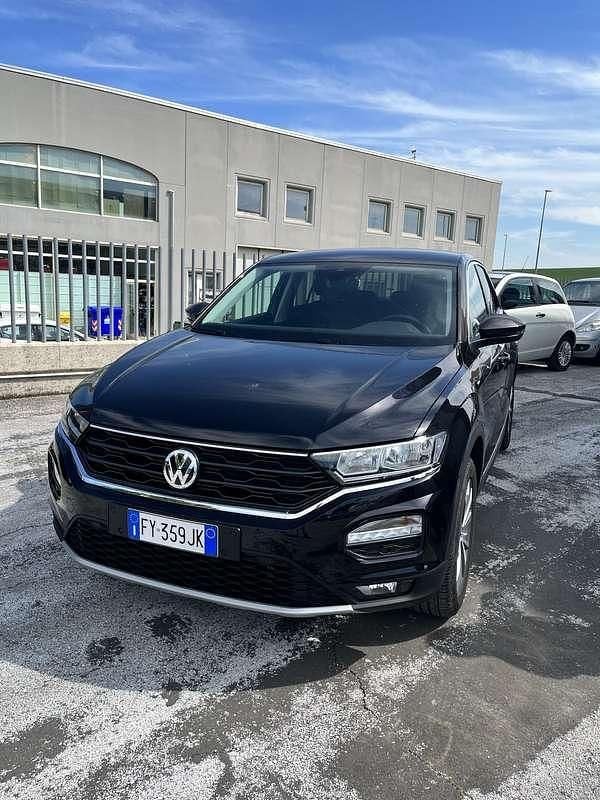 Usata VW T-Roc Style 116 CV (85 kW) 2019 Nero SUV