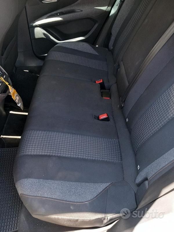 Usata Peugeot 3008 120 CV (88 kW) 2018 Grigio SUV