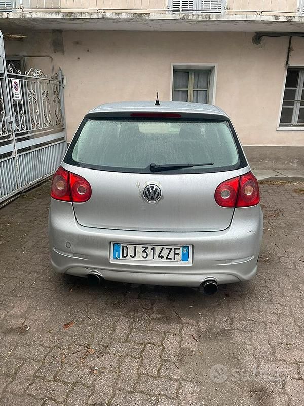 Usado VW Golf V 170 CV (125 kW) 2007 Gris Berlina