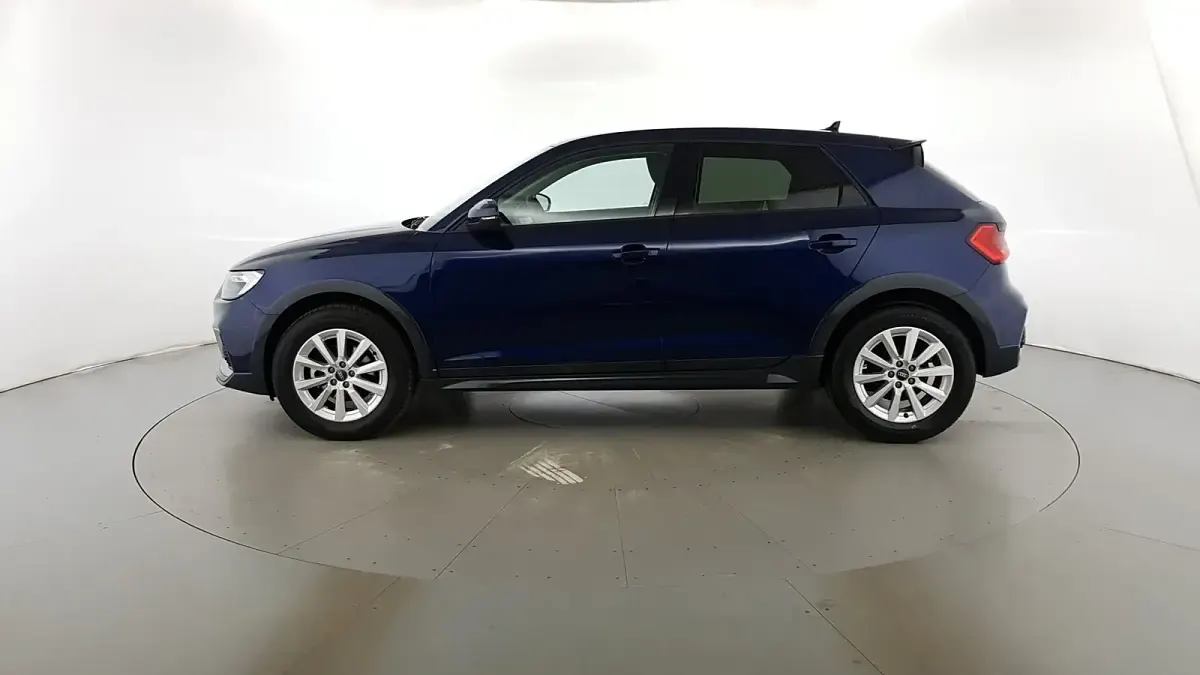 Usata Audi A1 Business 95 CV (69 kW) 2025 Blu navarra met SUV