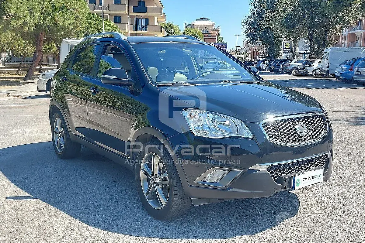 Usata SsangYong Korando 175 CV (128 kW) 2011 Nero SUV