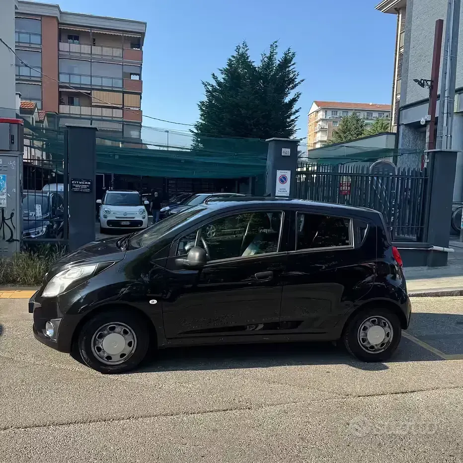 Usata Chevrolet Spark 65 CV (47 kW) 2013 Nero Utilitaria