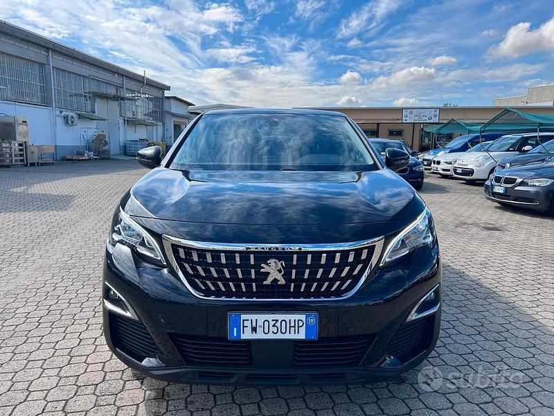 Usata Peugeot 3008 Allure 131 CV (96 kW) 2019 Nero SUV