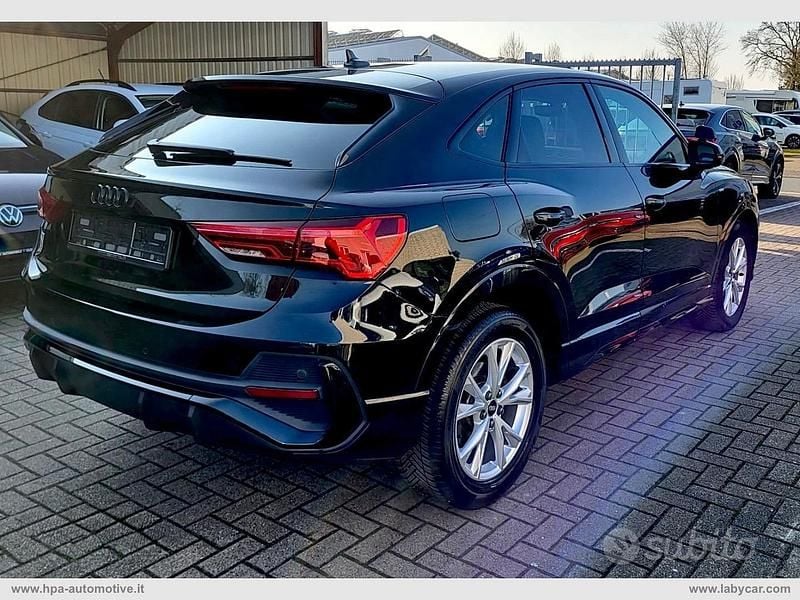 Usata Audi Q3 Sportback S-Line 149 CV (109 kW) 2023 Nero SUV