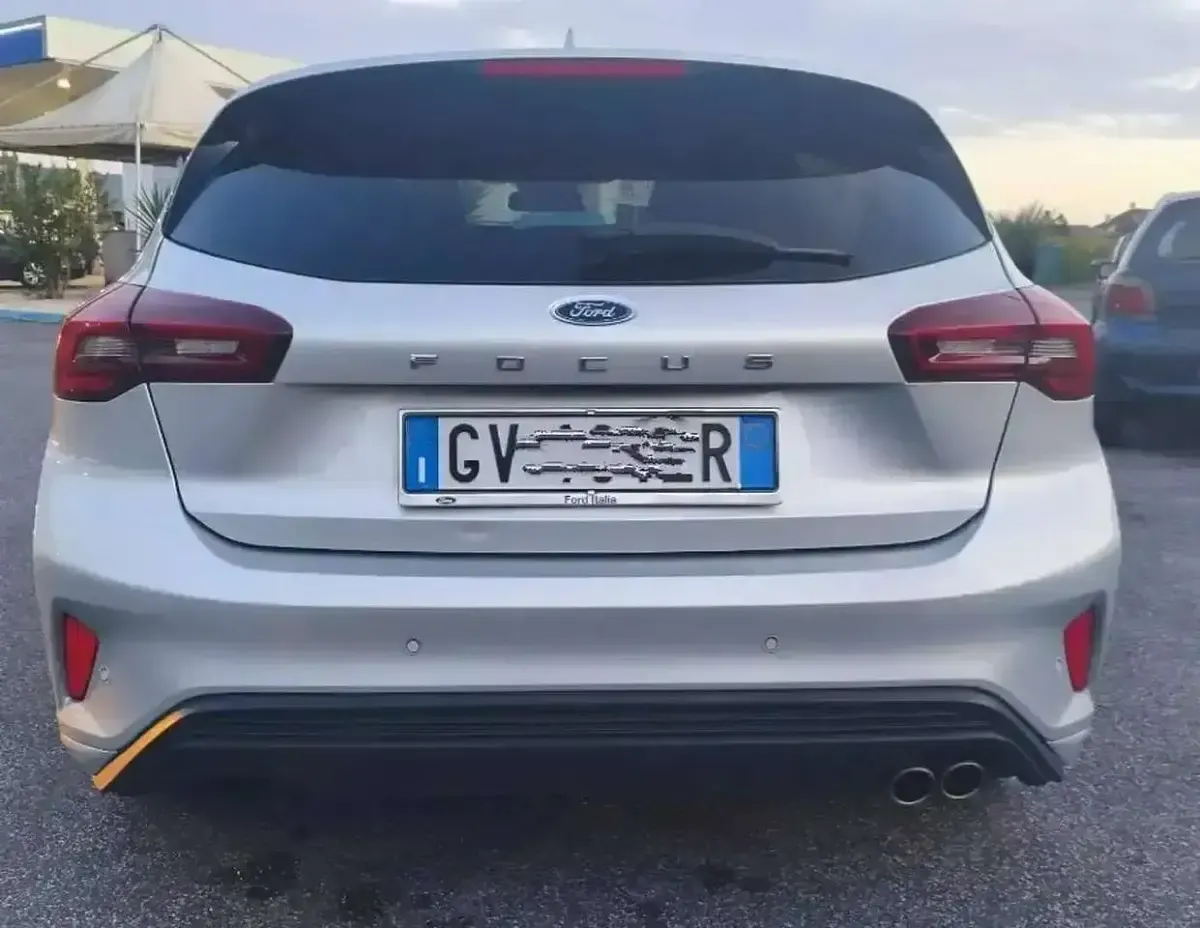 Usata Ford Focus ST-Line 125 CV (91 kW) 2024 Argento Berlina