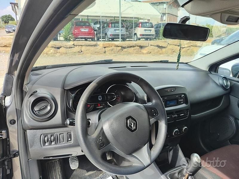 Usata Renault Clio IV 75 CV (55 kW) 2016 Grigio Berlina