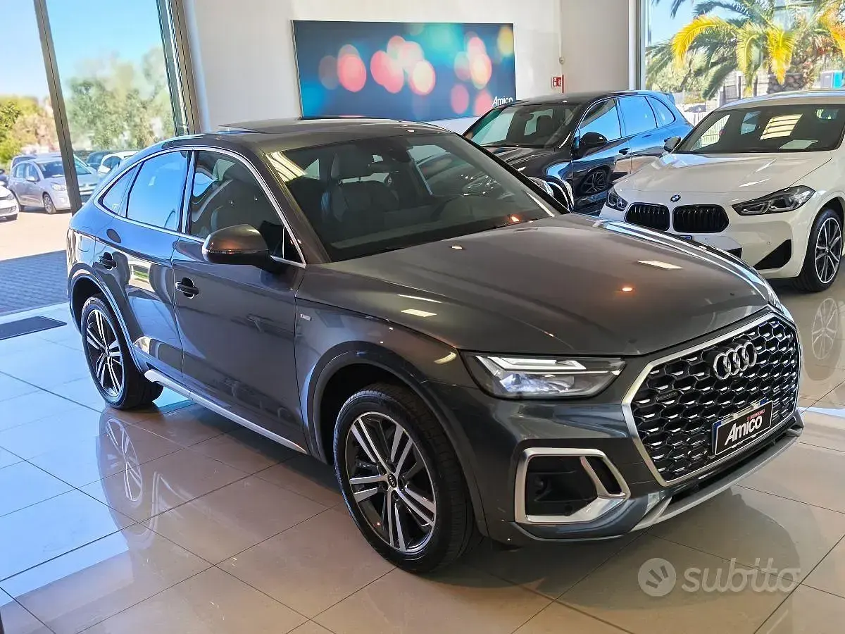 Usata Audi Q5 Sportback S-Line 204 CV (150 kW) 2022 Grigio SUV