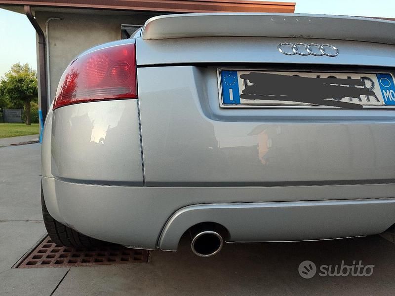 Usata Audi TT 225 CV (165 kW) 2001 Grigio Coupé