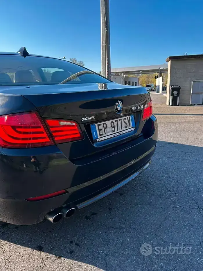 Usata BMW 525 218 CV (160 kW) 2013 Blu Berlina