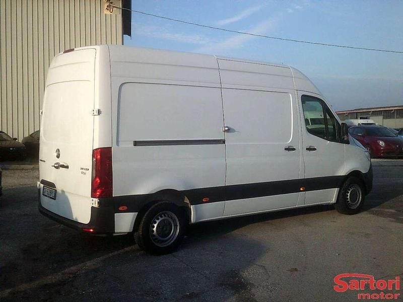 Usata Mercedes Sprinter 114 CV (83 kW) 2021 Bianco Furgone