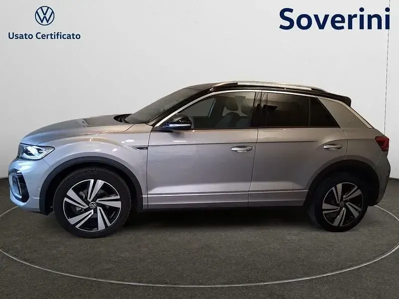 Usata VW T-Roc R-line 110 CV (80 kW) 2023 Argento SUV