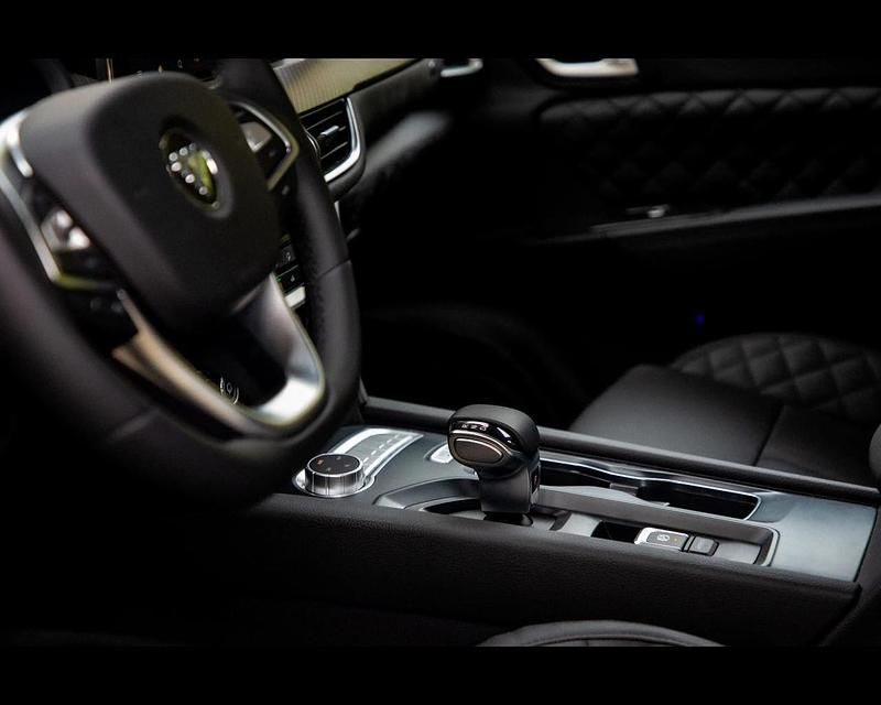 Nuova Foton Tunland G7 161 CV (118 kW) 2025 Argento Pick-up