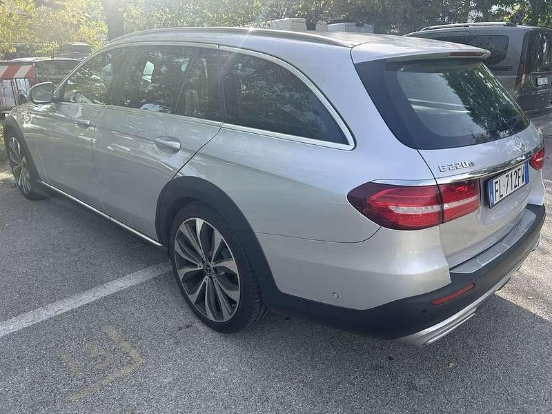 Usata Mercedes E220 All-Terrain Premium 194 CV (142 kW) 2017 Station wagon