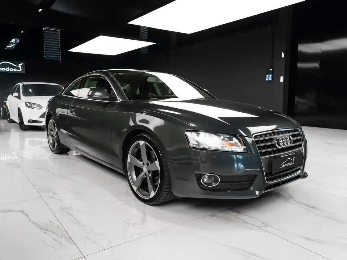 Usata Audi A5 Ambiente 190 CV (139 kW) 2009 Grigio Coupé