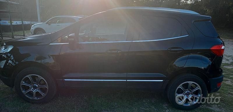 Usata Ford Ecosport Titanium 99 CV (72 kW) 2018 Nero SUV