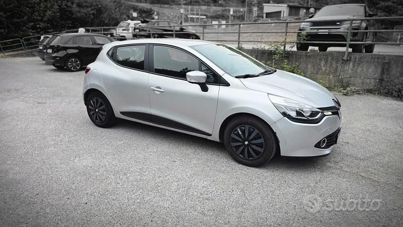 Usata Renault Clio IV 90 CV (66 kW) 2016 Grigio Berlina