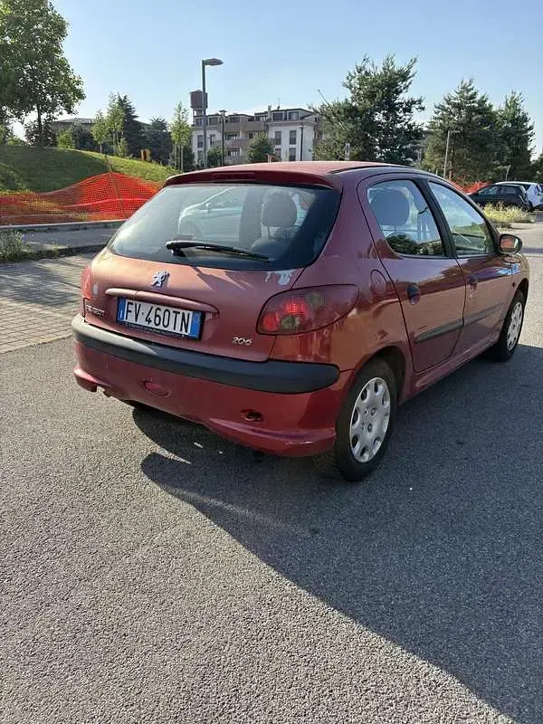 Usata Peugeot 206 75 CV (55 kW) 2007 Berlina