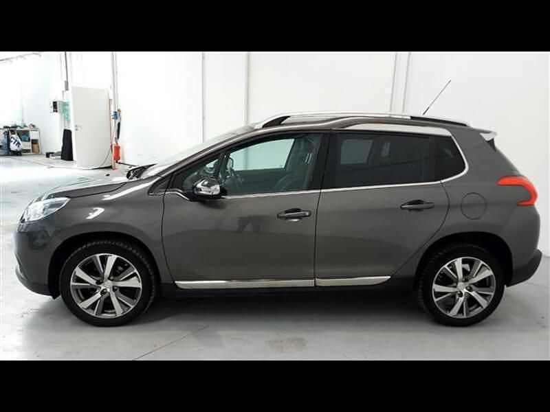 Usata Peugeot 2008 Allure 92 CV (67 kW) 2014 Grigio scuro SUV